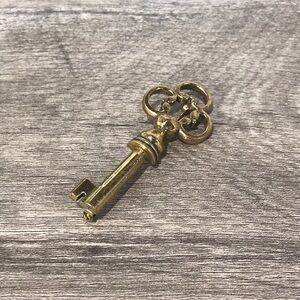 Key Pin